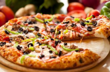 Here Are 20 Brilliant Uses For A Pizza Box You Never Thought Of