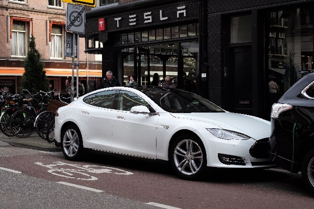 Elon Musk tesla